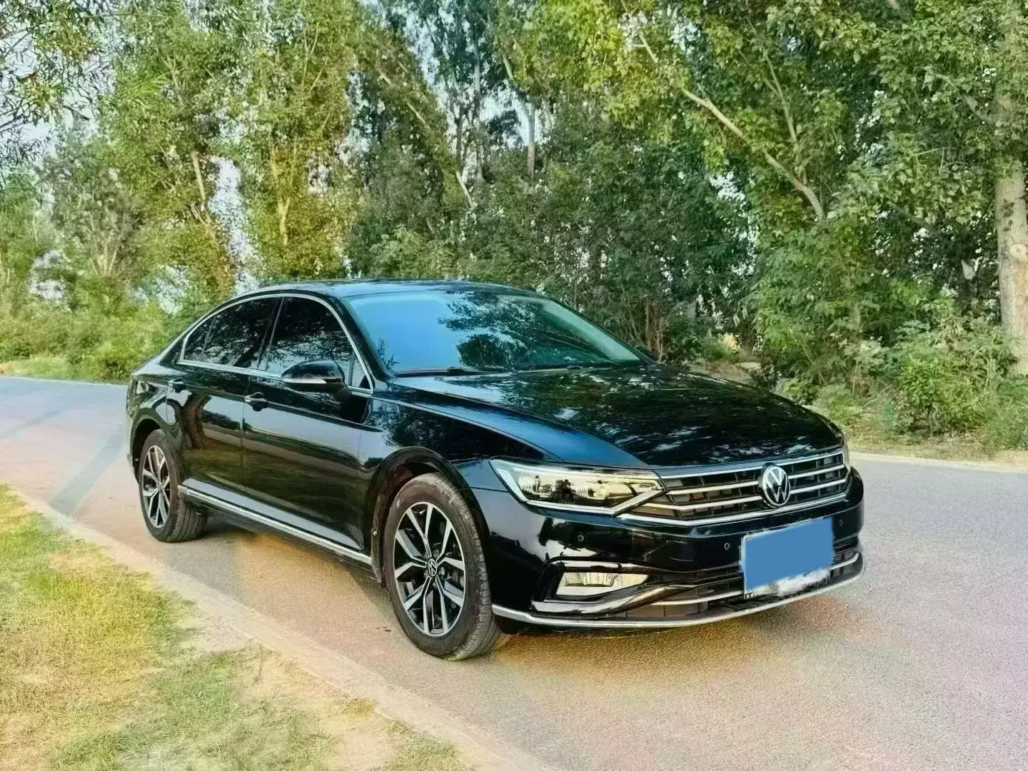 2020 VOLKSWAGEN MAGOTAN thumbnail 3