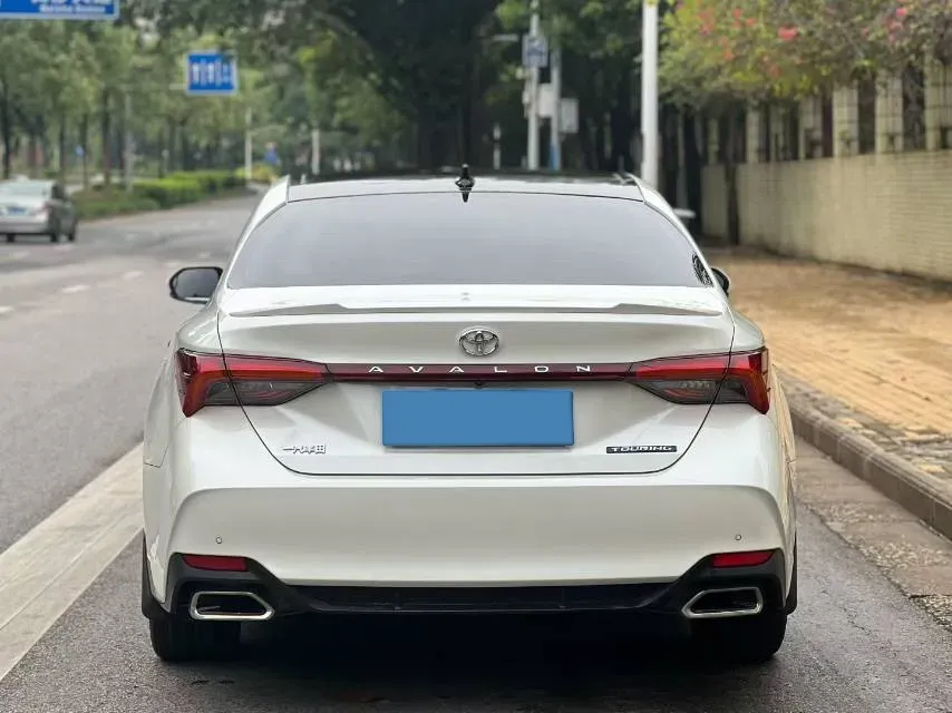 2019 Toyota Avalon 2.5L 209HP L4 8AT,autocango,china used car exporter,china ev exporter,chinese used car exporter,chinese used ev exporter