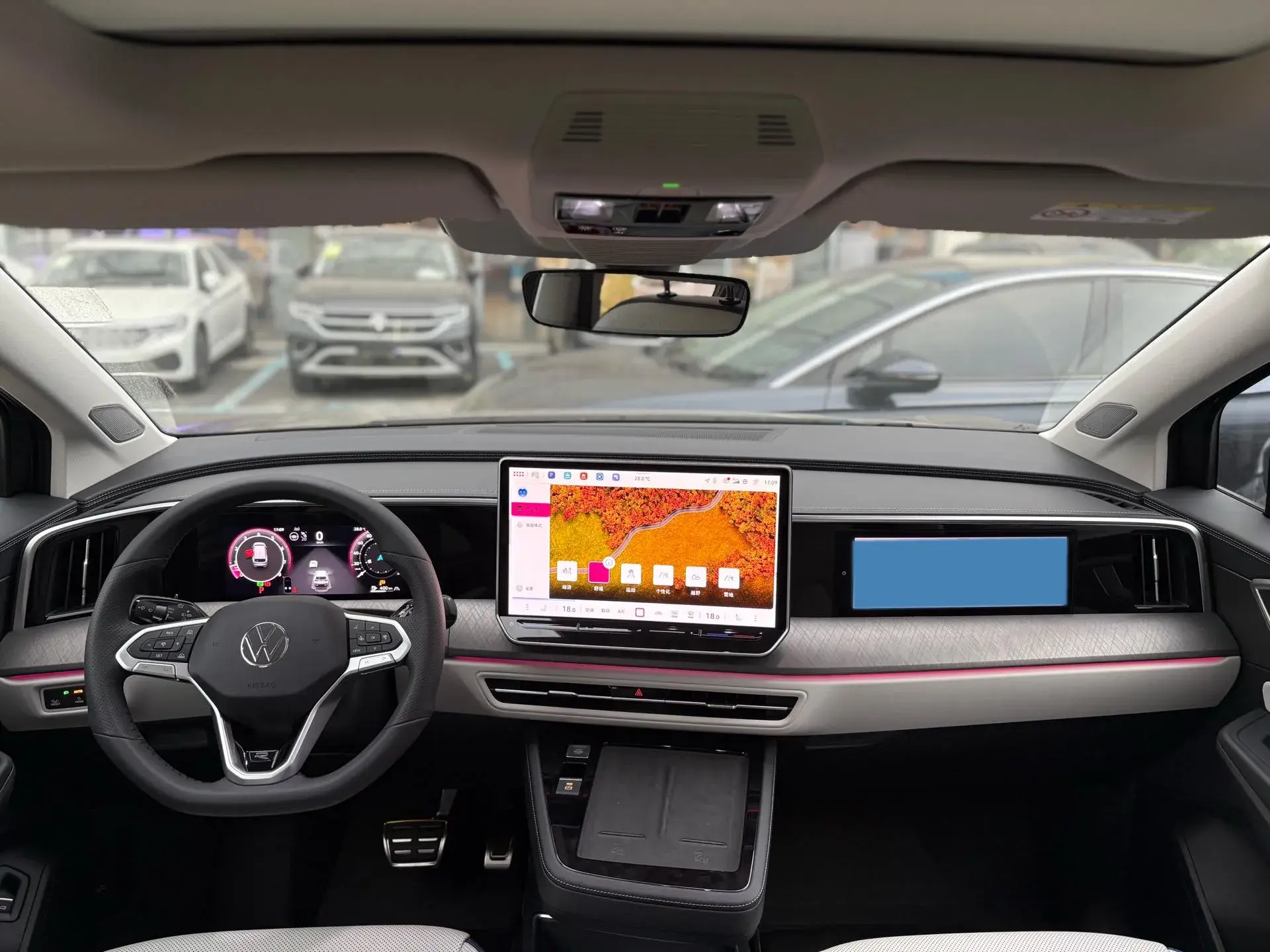 2023 VOLKSWAGEN TALAGON thumbnail 4