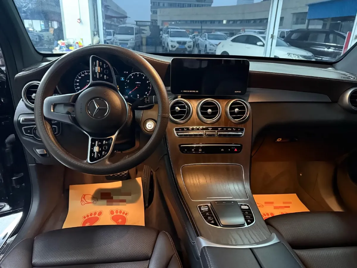 2022 Mercedes-Benz GLC Class 2.0T 258HP L4 9AT,autocango,china used car exporter,china ev exporter,chinese used car exporter,chinese used ev exporter