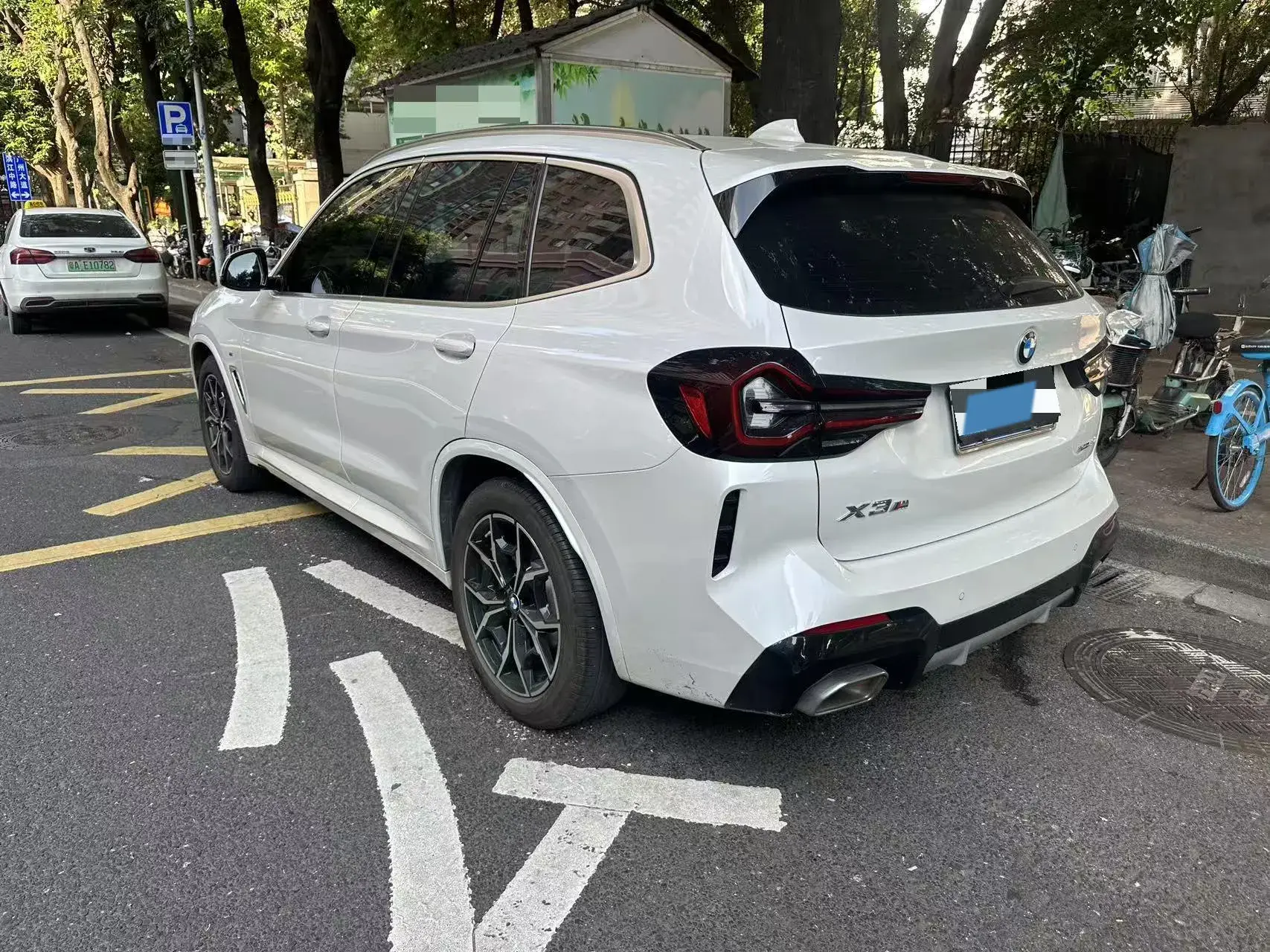 2022 BMW X3 thumbnail 3