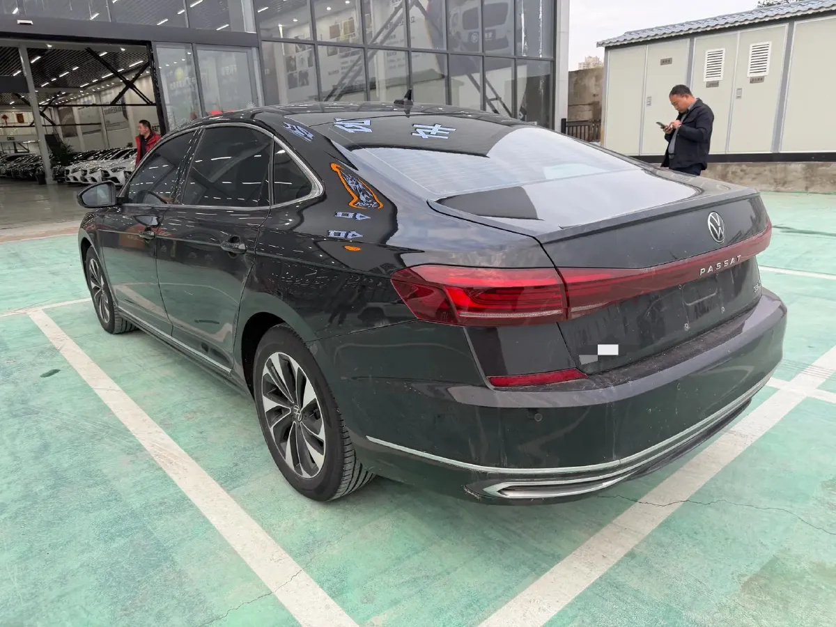 2023 Volkswagen Passat 2.0T 186HP L4 7DCT,autocango,china used car exporter,china ev exporter,chinese used car exporter,chinese used ev exporter