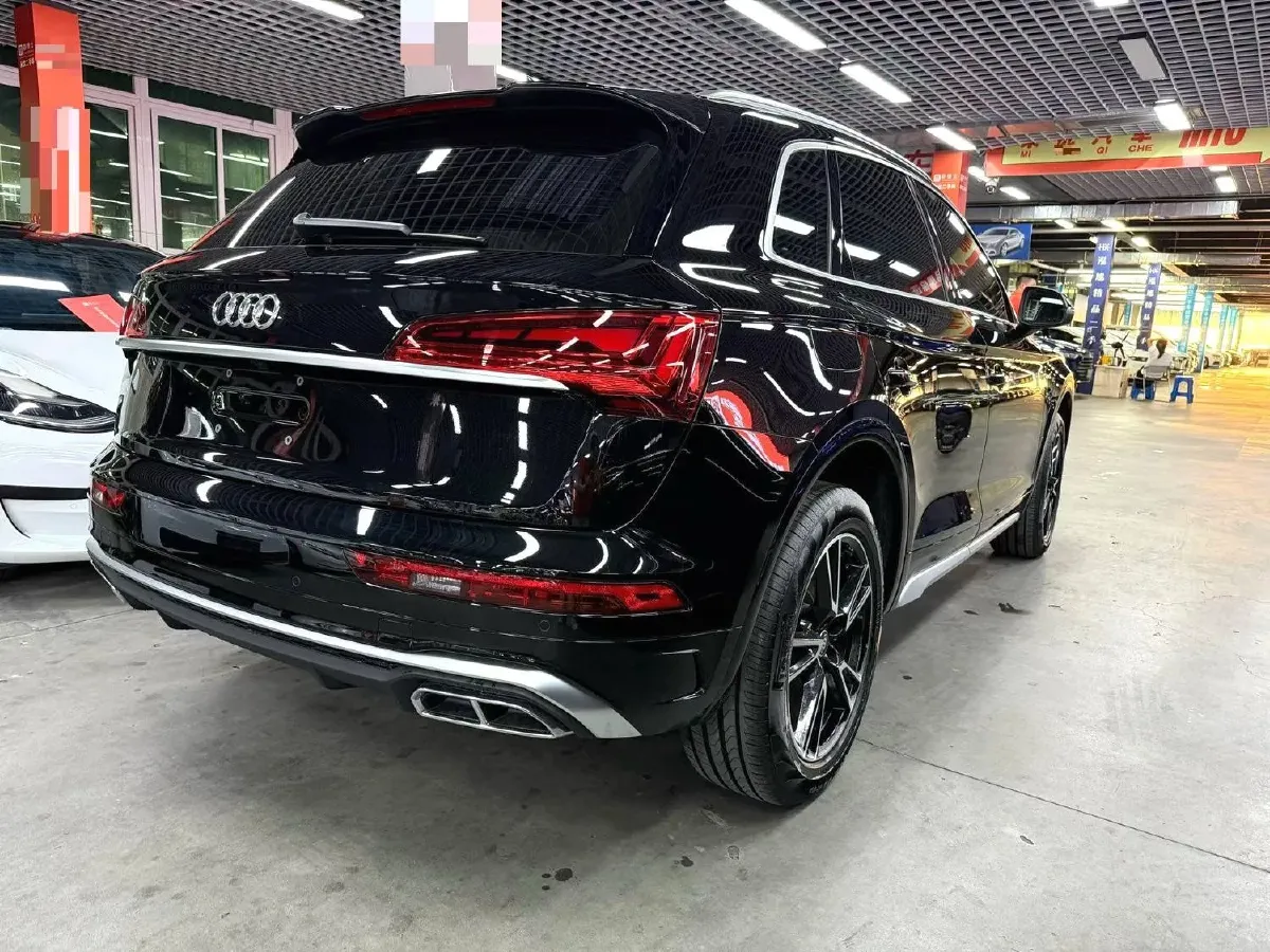 2025 Audi Q3 2.0T 186HP L4 7DCT,autocango,china used car exporter,china ev exporter,chinese used car exporter,chinese used ev exporter