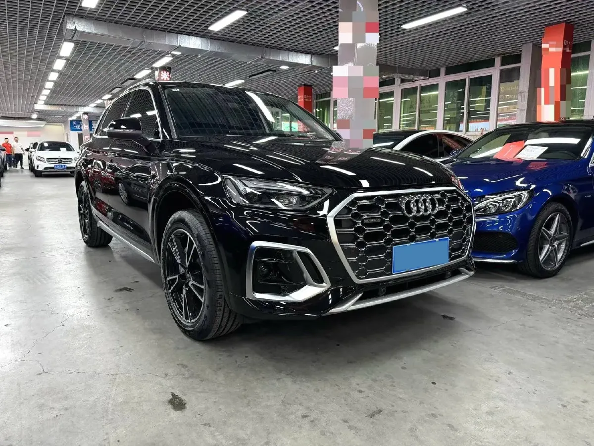 2025 Audi Q3 2.0T 186HP L4 7DCT,autocango,china used car exporter,china ev exporter,chinese used car exporter,chinese used ev exporter