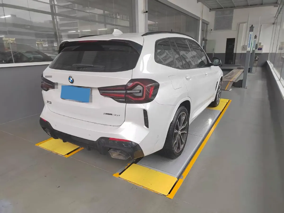 2022 BMW X3 2.0T 252HP L4 8AT,autocango,china used car exporter,china ev exporter,chinese used car exporter,chinese used ev exporter