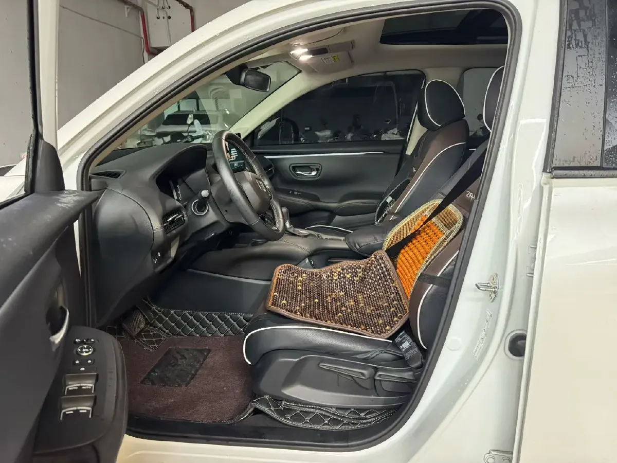 2022 Honda ZR-V 1.5T 182HP L4 CVT,autocango,china used car exporter,china ev exporter,chinese used car exporter,chinese used ev exporter