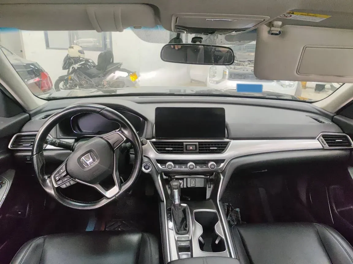 2022 Honda Accord 1.5T 194HP L4 CVT,autocango,china used car exporter,china ev exporter,chinese used car exporter,chinese used ev exporter