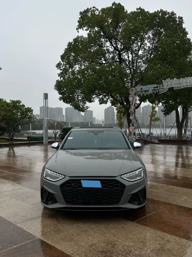 2022 Audi S4 3.0T 354HP V6 8AT,autocango,china used car exporter,china ev exporter,chinese used car exporter,chinese used ev exporter