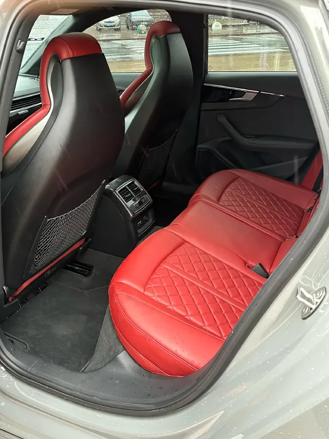 2022 Audi S4 3.0T 354HP V6 8AT,autocango,china used car exporter,china ev exporter,chinese used car exporter,chinese used ev exporter