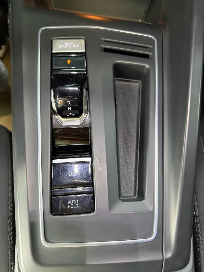 2021 Volkswagen Golf 1.4T 150HP L4 7DCT,autocango,china used car exporter,china ev exporter,chinese used car exporter,chinese used ev exporter