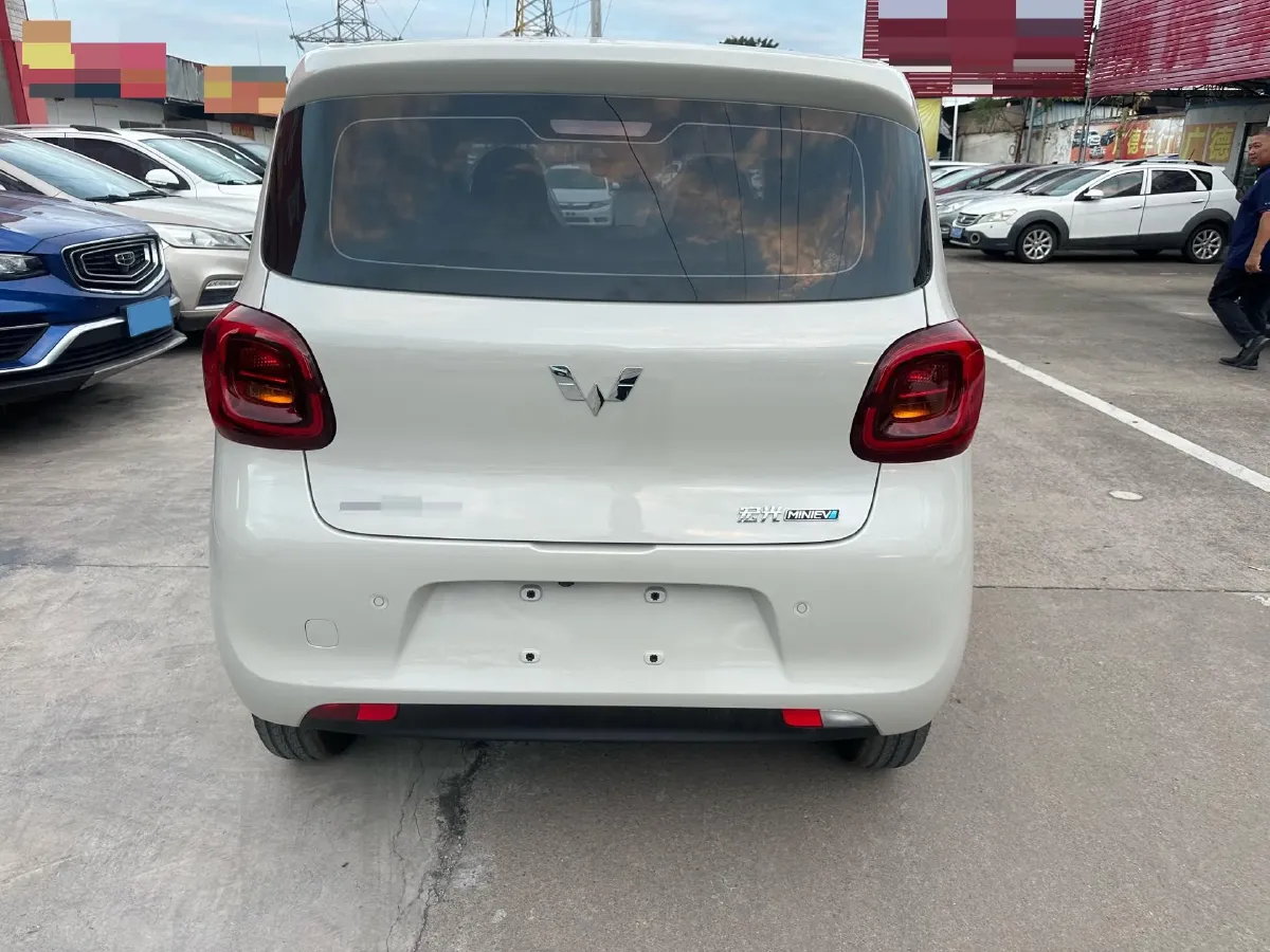 2025 WuLing HongGuang MINI EV BEV 16.2KWH,autocango,china used car exporter,china ev exporter,chinese used car exporter,chinese used ev exporter