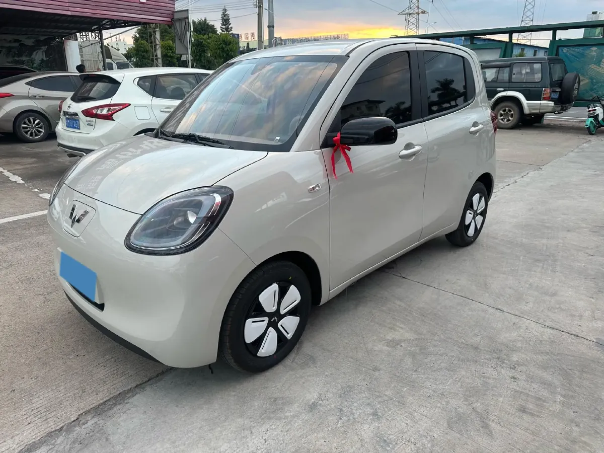2025 WuLing HongGuang MINI EV BEV 16.2KWH,autocango,china used car exporter,china ev exporter,chinese used car exporter,chinese used ev exporter