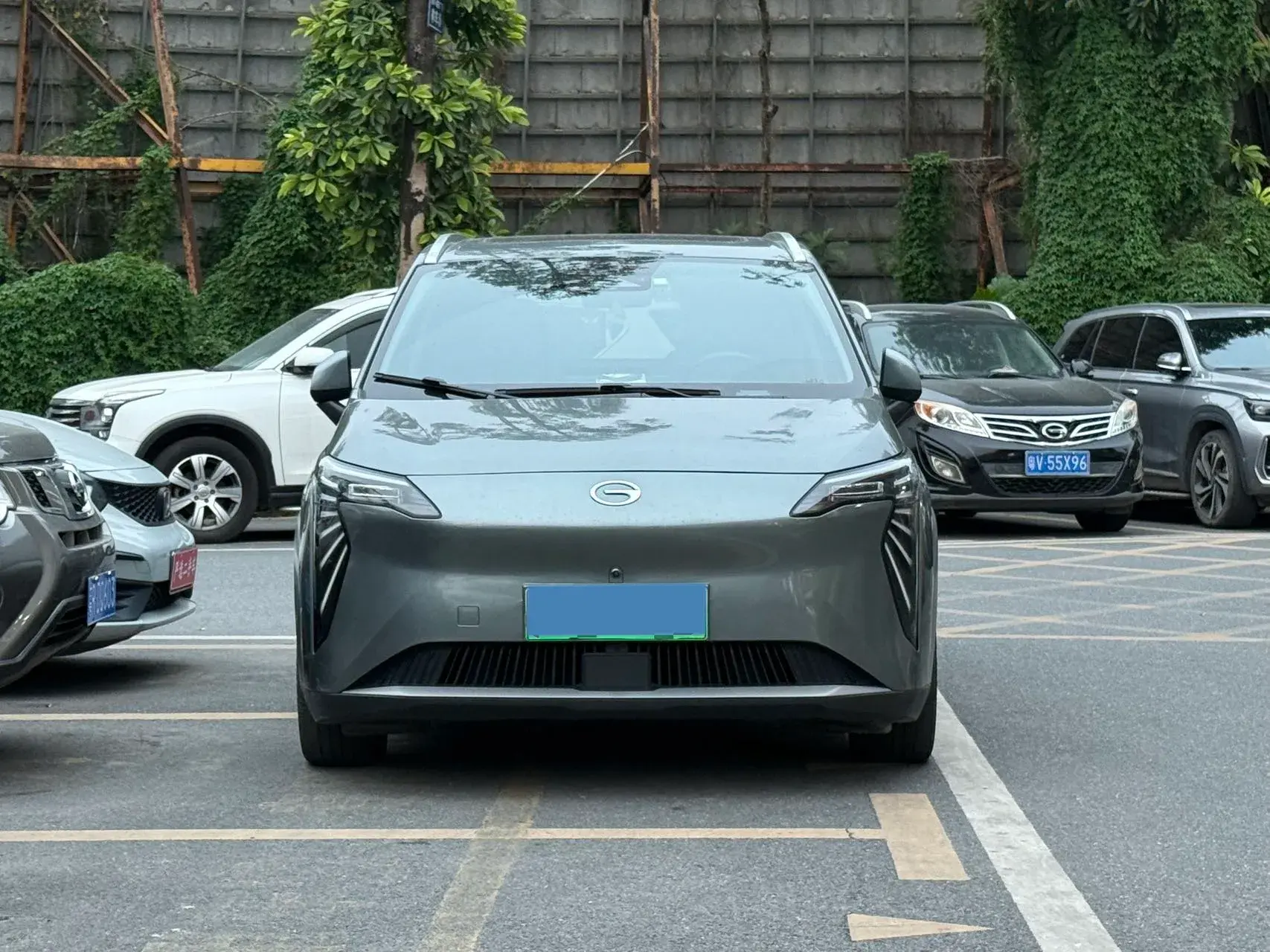 2022 AION Y thumbnail 2