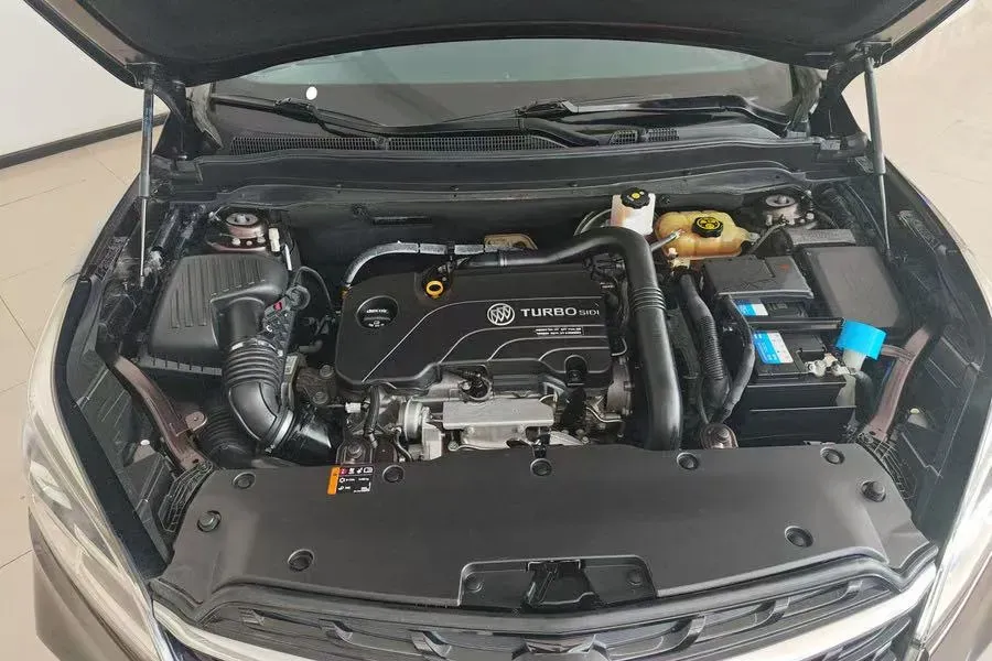 2020 Buick EnvisionPlus 1.5T 169HP L4 7DCT,autocango,china used car exporter,china ev exporter,chinese used car exporter,chinese used ev exporter