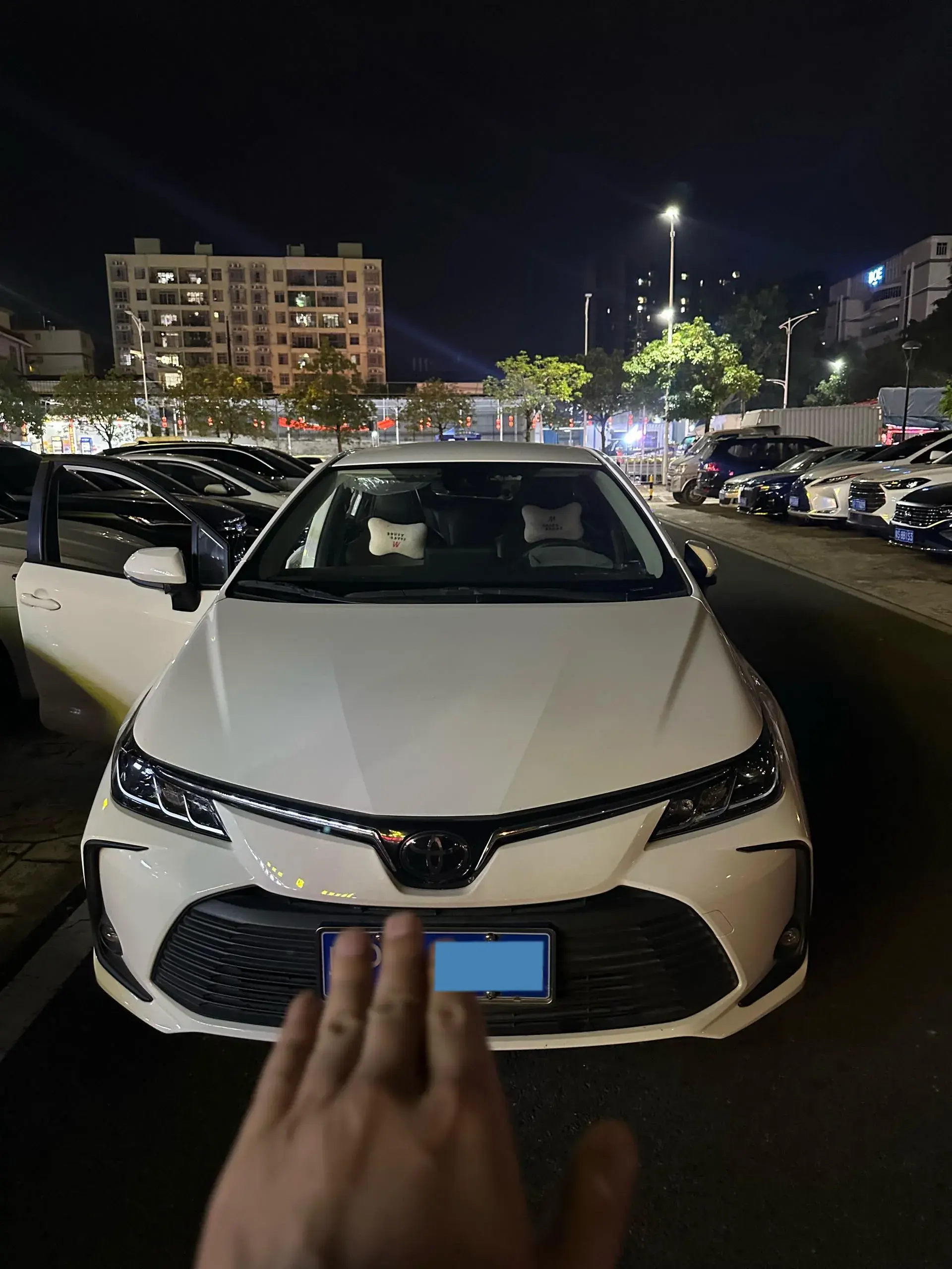 2021 TOYOTA COROLLA thumbnail 2