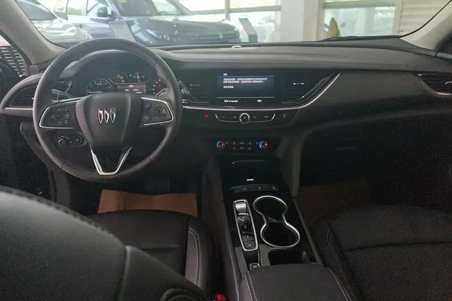 2024 Buick Regal 1.5T 169HP L4 9AT,autocango,china used car exporter,china ev exporter,chinese used car exporter,chinese used ev exporter
