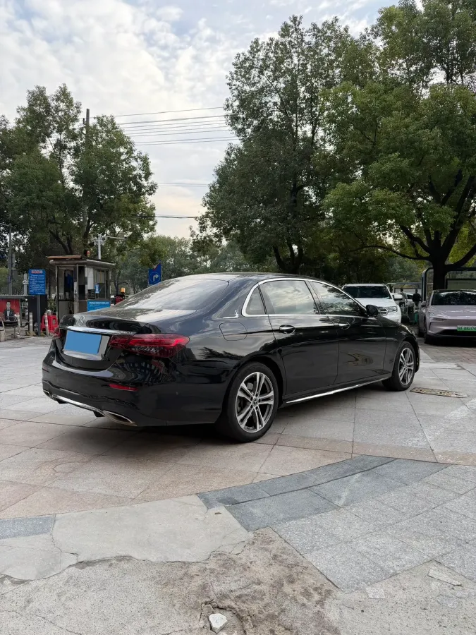 2021 Mercedes-Benz E Class 1.5T 184HP L4 9AT,autocango,china used car exporter,china ev exporter,chinese used car exporter,chinese used ev exporter