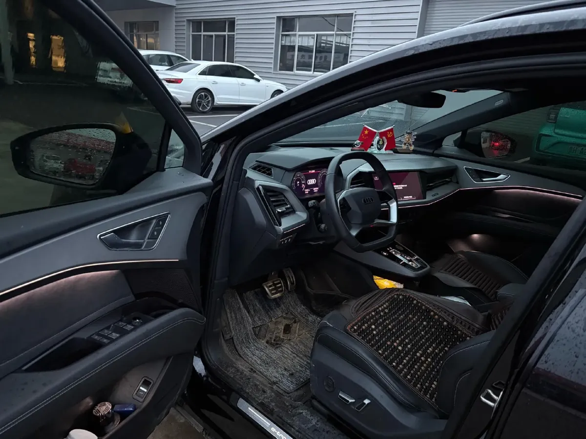 2023 Audi Q5 e-tron BEV 83.4KWH,autocango,china used car exporter,china ev exporter,chinese used car exporter,chinese used ev exporter