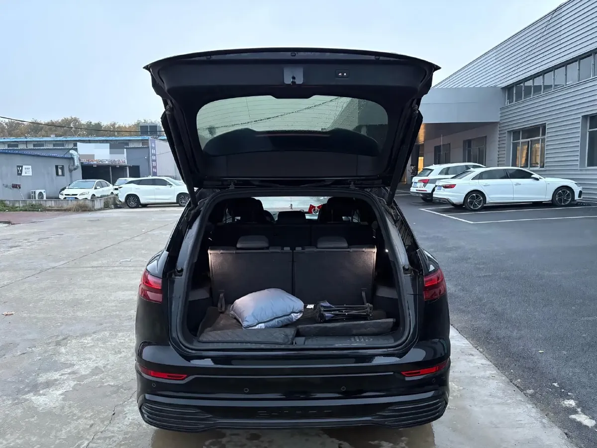 2023 Audi Q5 e-tron BEV 83.4KWH,autocango,china used car exporter,china ev exporter,chinese used car exporter,chinese used ev exporter