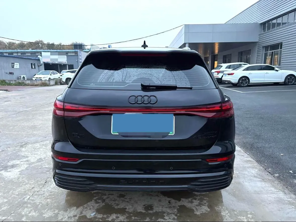 2023 Audi Q5 e-tron BEV 83.4KWH,autocango,china used car exporter,china ev exporter,chinese used car exporter,chinese used ev exporter
