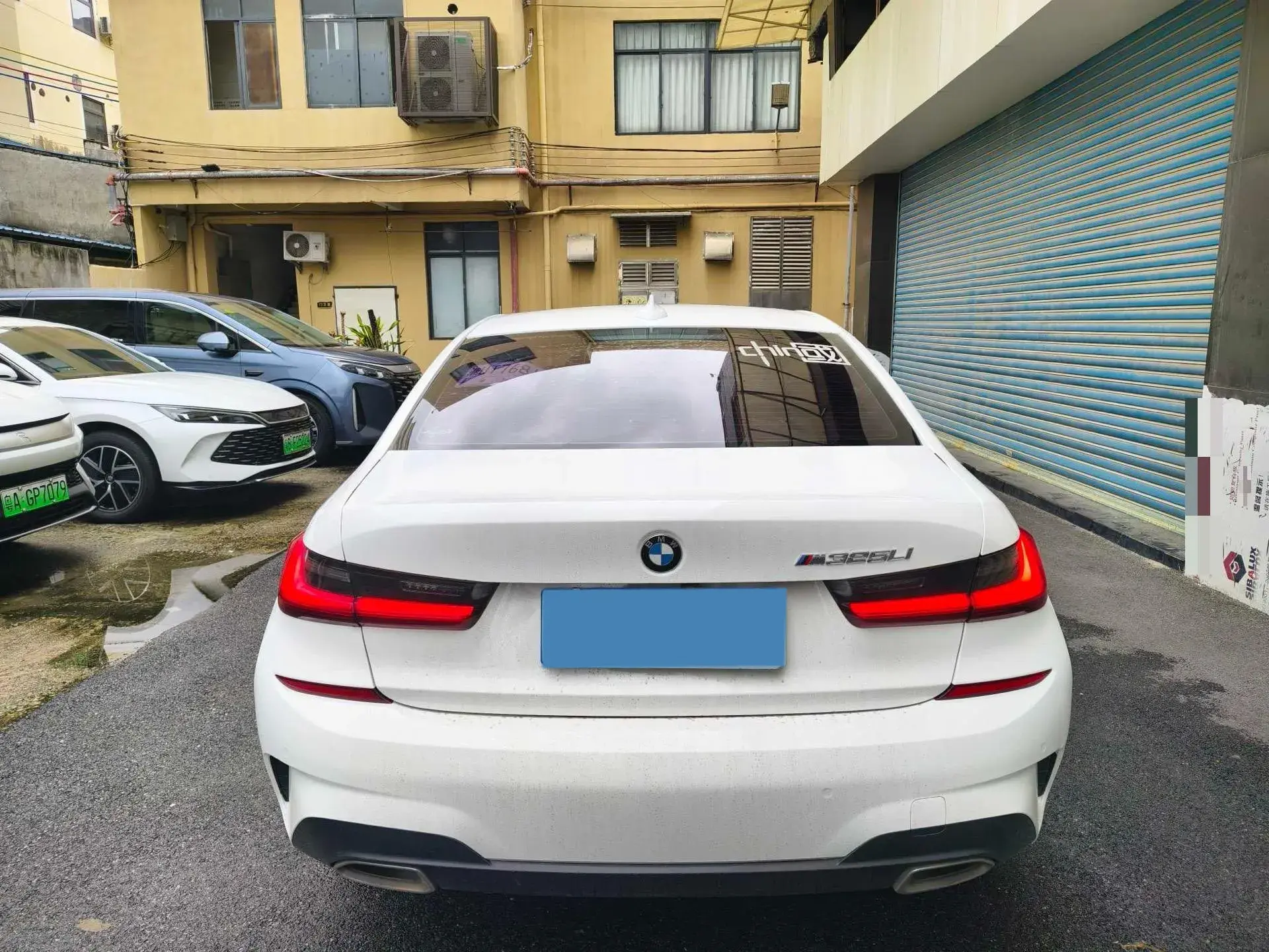 2021 BMW 3 thumbnail 4