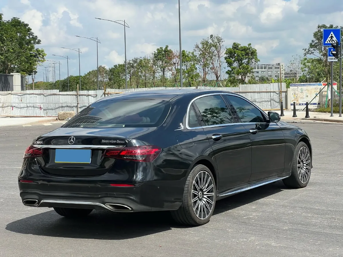 2022 Mercedes-Benz E Class 2.0T 258HP L4 9AT,autocango,china used car exporter,china ev exporter,chinese used car exporter,chinese used ev exporter