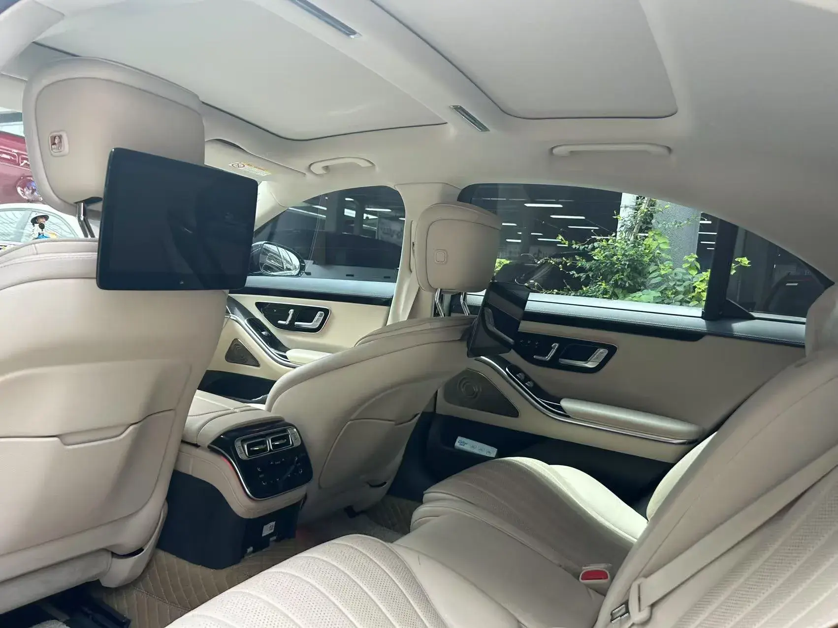 2022 MERCEDES-BENZ S thumbnail 4