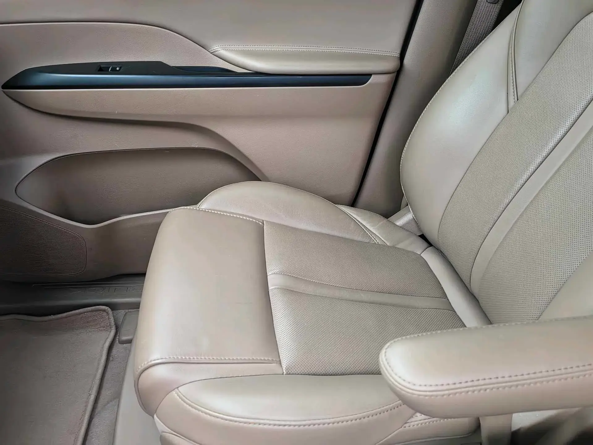 2020 BUICK GL8 thumbnail 3