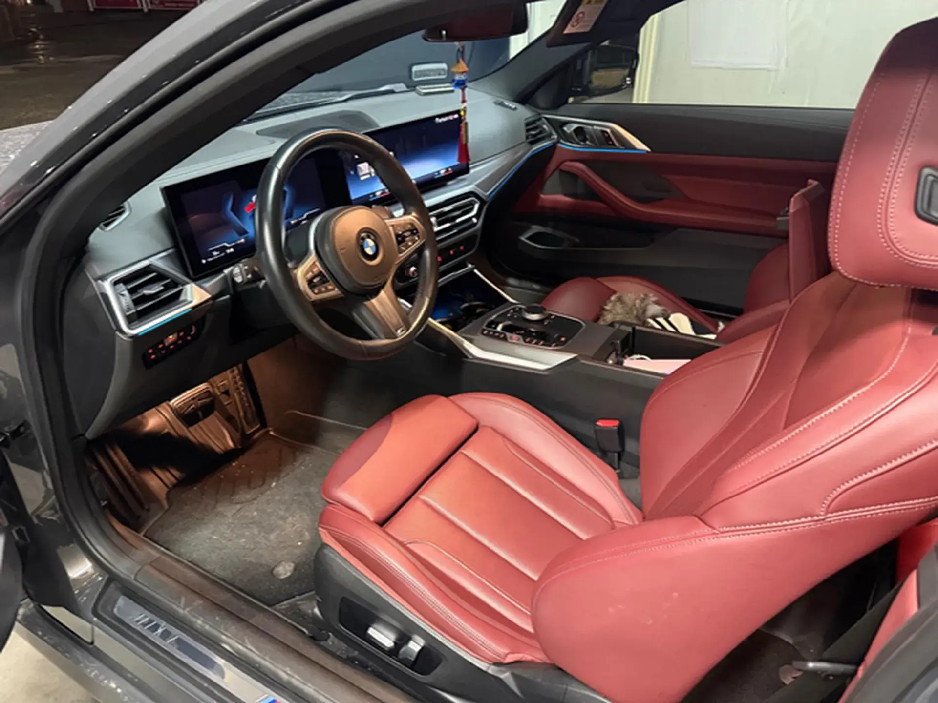 2023 BMW 2 thumbnail 2