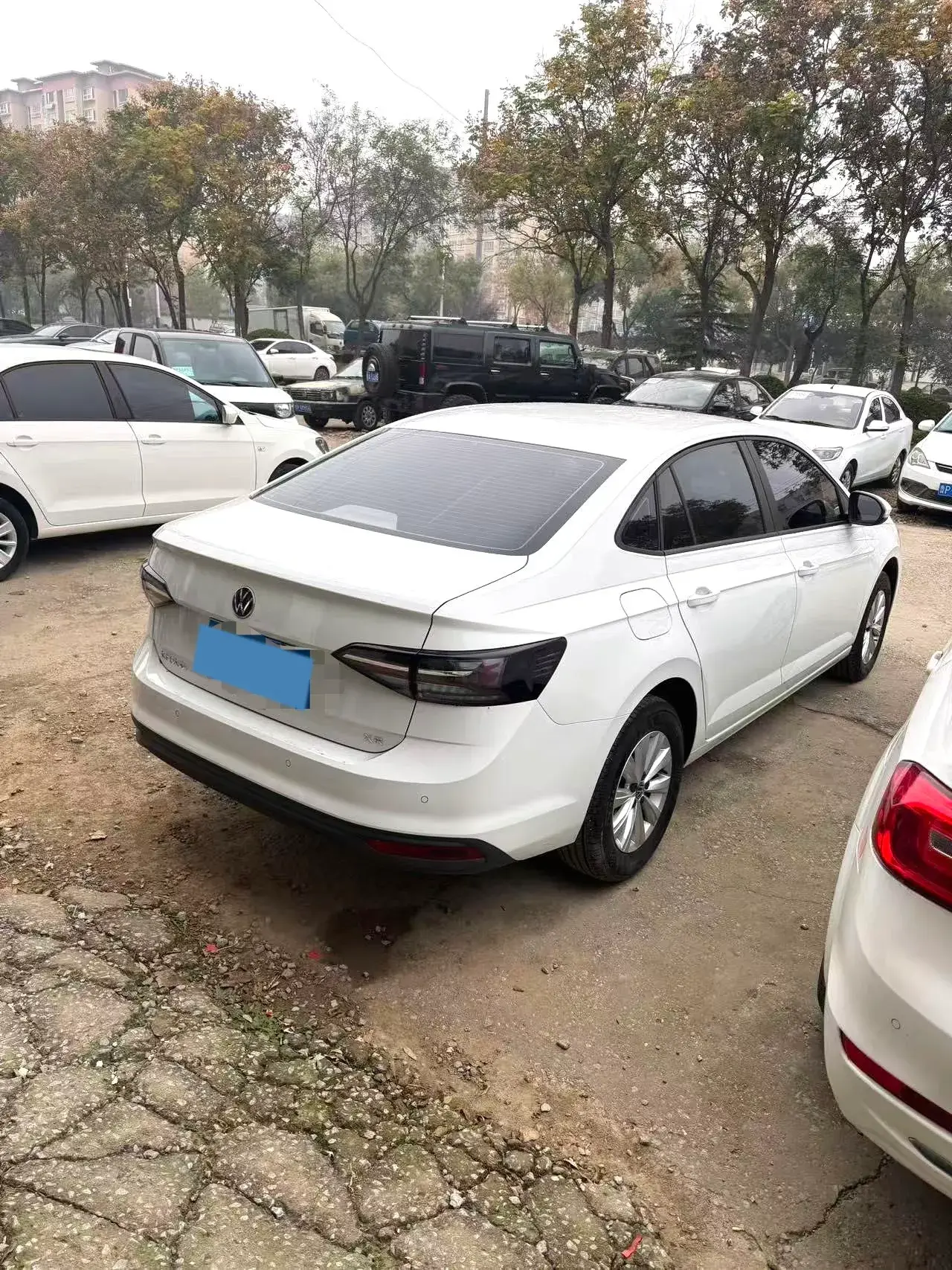 2023 VOLKSWAGEN LAVIDA thumbnail 3