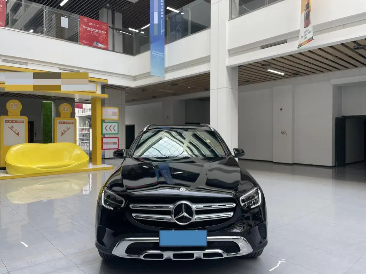 2021 MERCEDES-BENZ GLC thumbnail 2