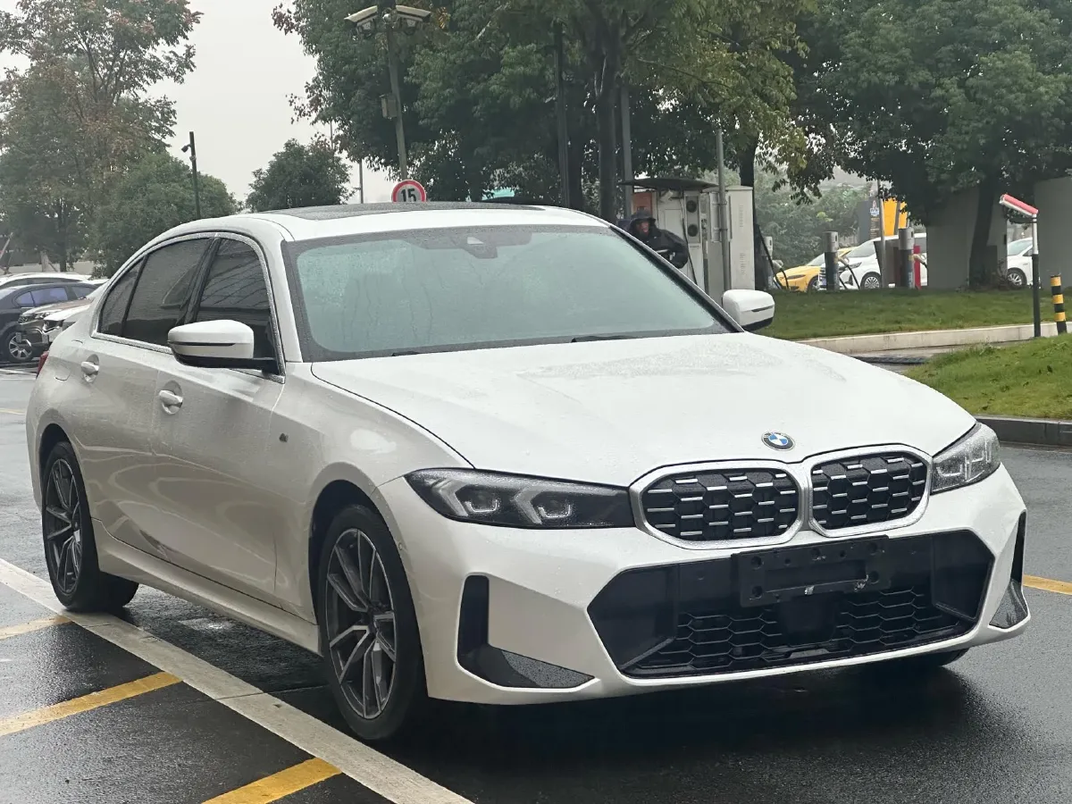 2025 BMW 3 Series 2.0T 184HP L4 8AT,autocango,china used car exporter,china ev exporter,chinese used car exporter,chinese used ev exporter