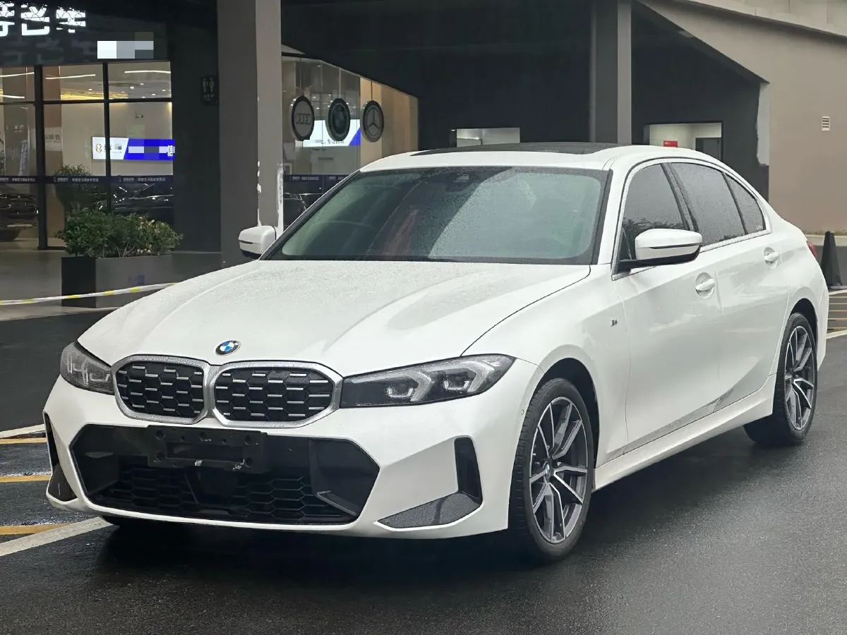 2025 BMW 3 Series 2.0T 184HP L4 8AT,autocango,china used car exporter,china ev exporter,chinese used car exporter,chinese used ev exporter