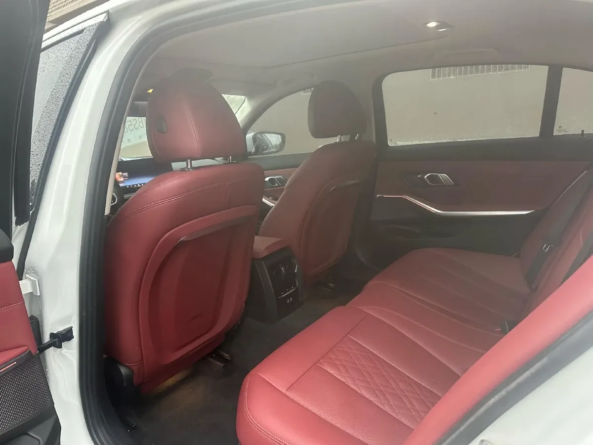 2025 BMW 3 Series 2.0T 184HP L4 8AT,autocango,china used car exporter,china ev exporter,chinese used car exporter,chinese used ev exporter