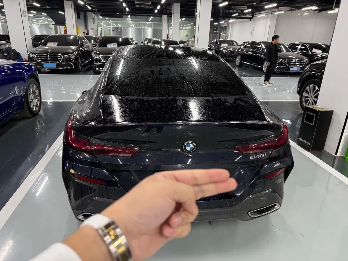 2021 BMW 8 Series 3.0T 340HP L6 8AT,autocango,china used car exporter,china ev exporter,chinese used car exporter,chinese used ev exporter