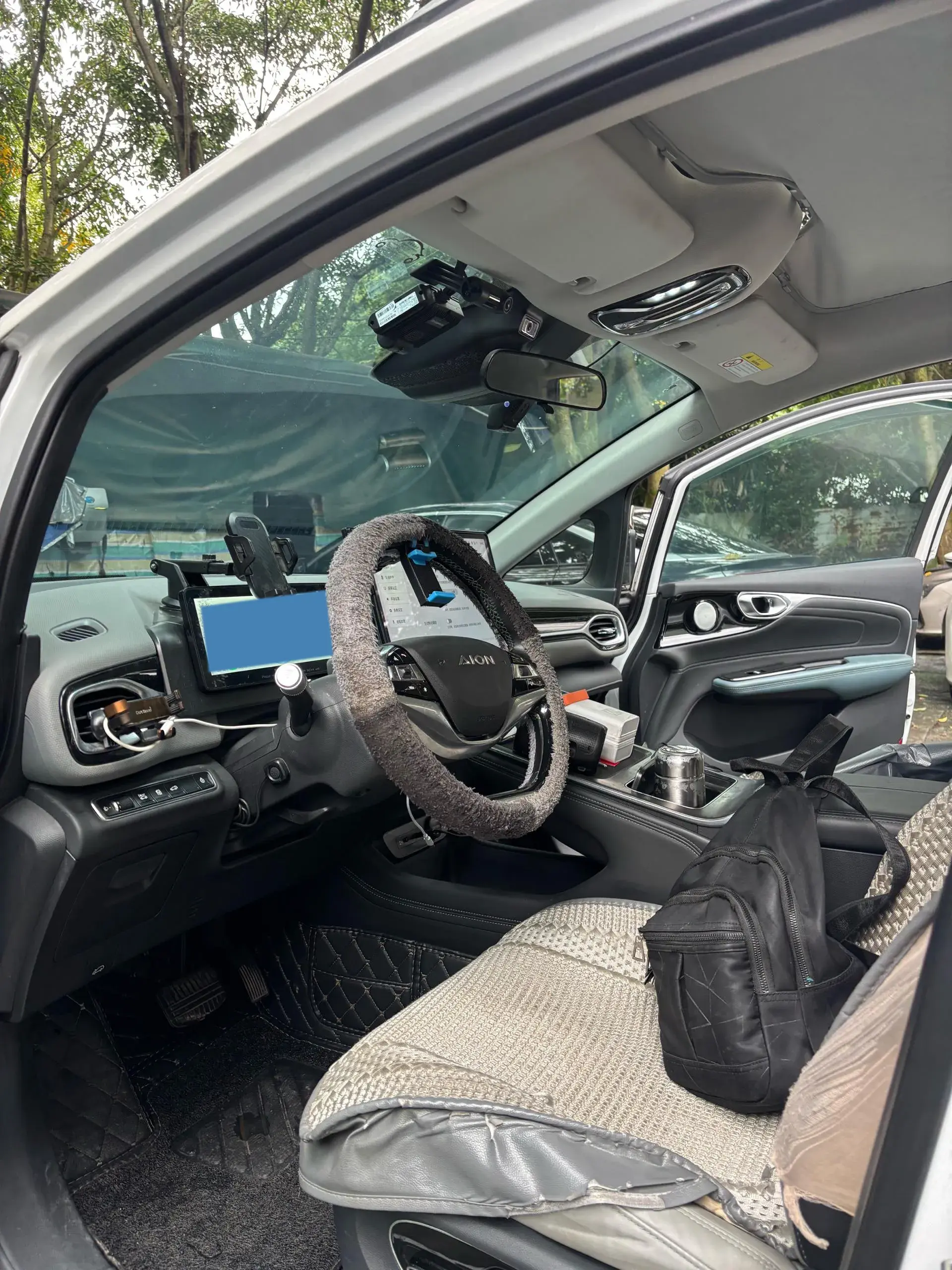 2024 AION V thumbnail 4