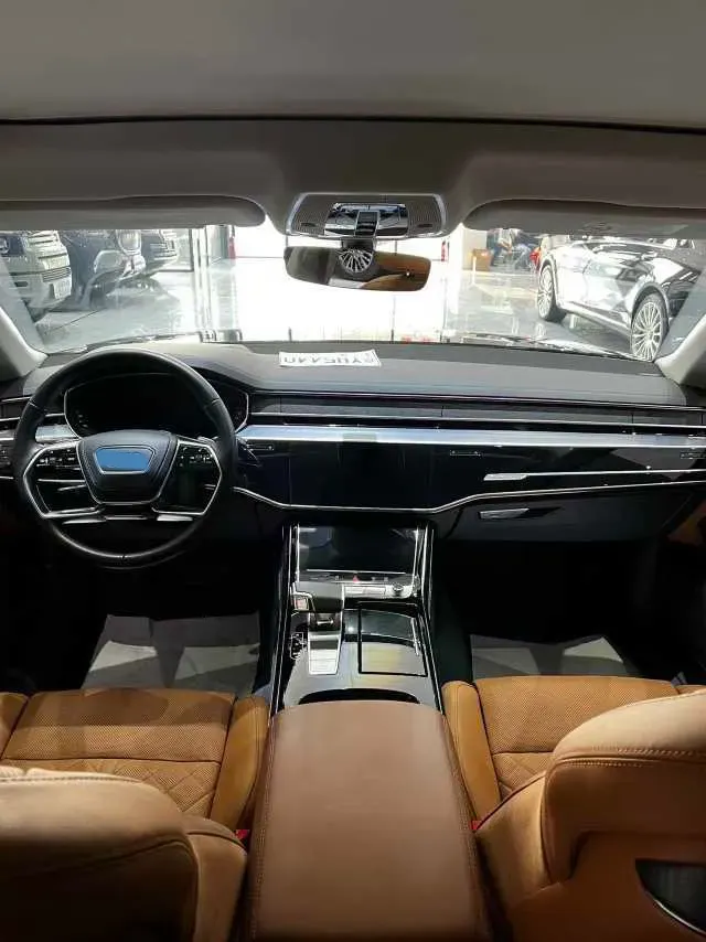 2024 Audi A8 3.0T 286HP V6 8AT,autocango,china used car exporter,china ev exporter,chinese used car exporter,chinese used ev exporter