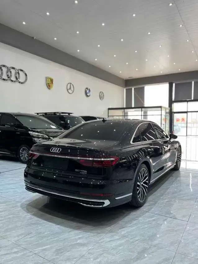 2024 Audi A8 3.0T 286HP V6 8AT,autocango,china used car exporter,china ev exporter,chinese used car exporter,chinese used ev exporter