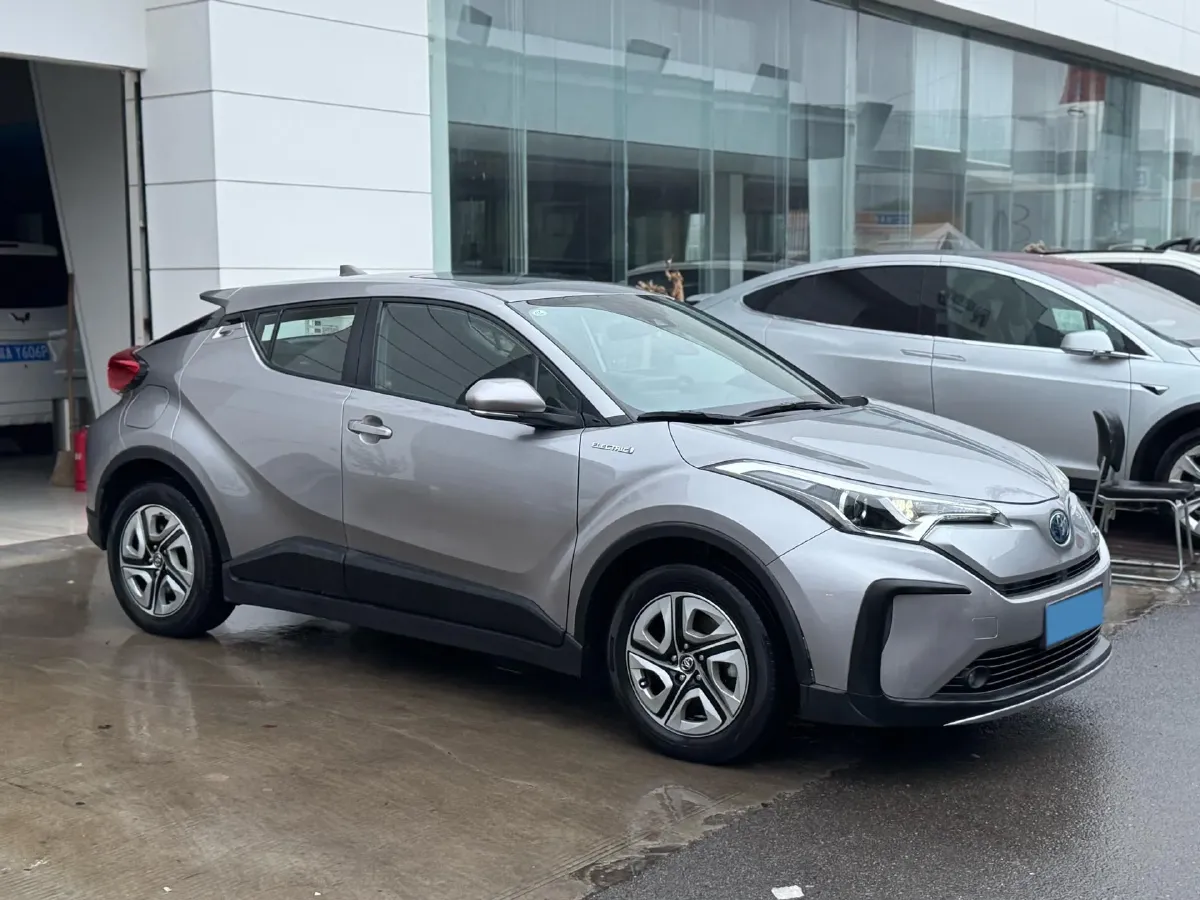 2020 Toyota Izoa E BEV 54.3KWH,autocango,china used car exporter,china ev exporter,chinese used car exporter,chinese used ev exporter