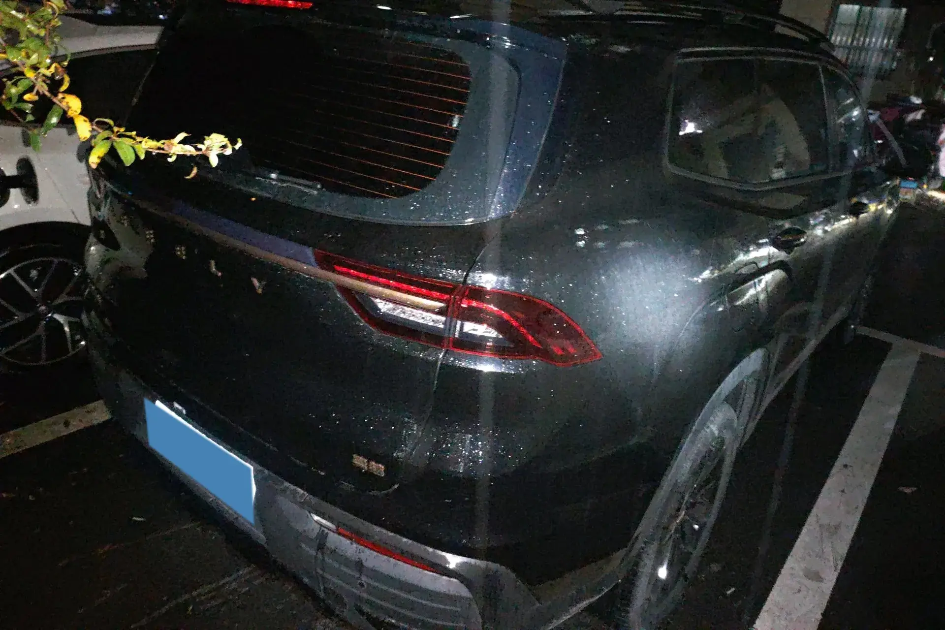 2022 GEELY OKAVANGO thumbnail 4