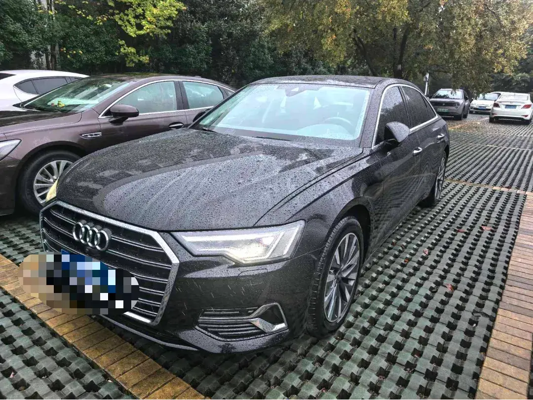 2023 AUDI A6L view 1
