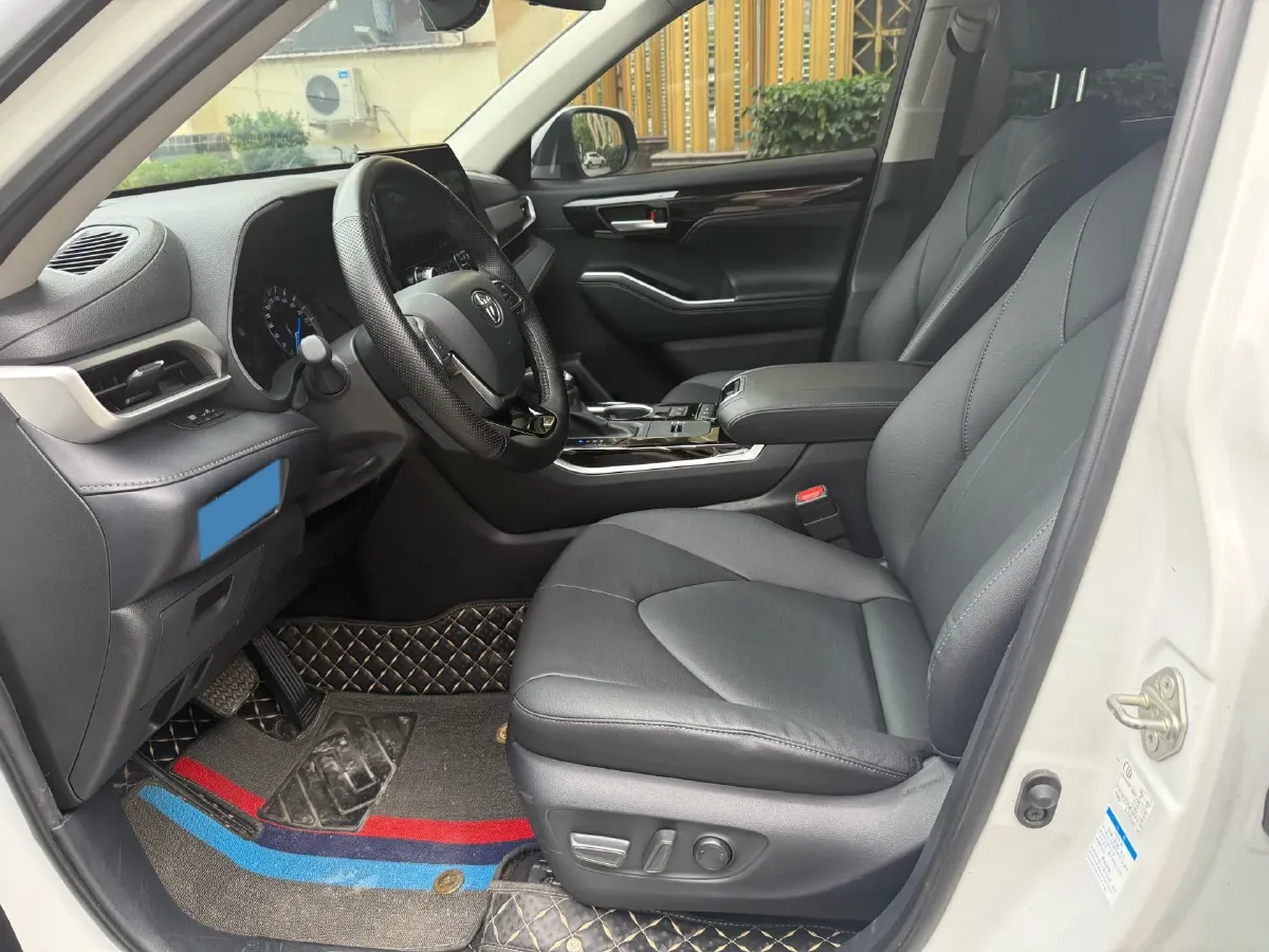 2022 Toyota Highlander 2.5L 192HP L4 E-CVT Hybrid,autocango,china used car exporter,china ev exporter,chinese used car exporter,chinese used ev exporter