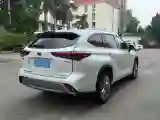 2022 Toyota Highlander 2.5L 192HP L4 E-CVT Hybrid