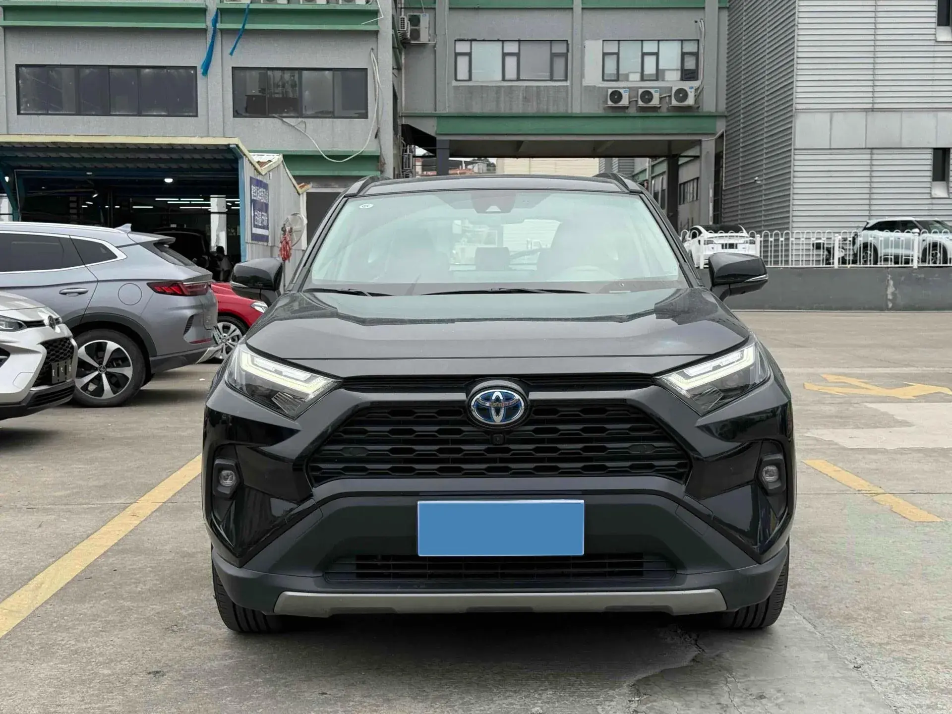 2024 TOYOTA RAV4 thumbnail 2