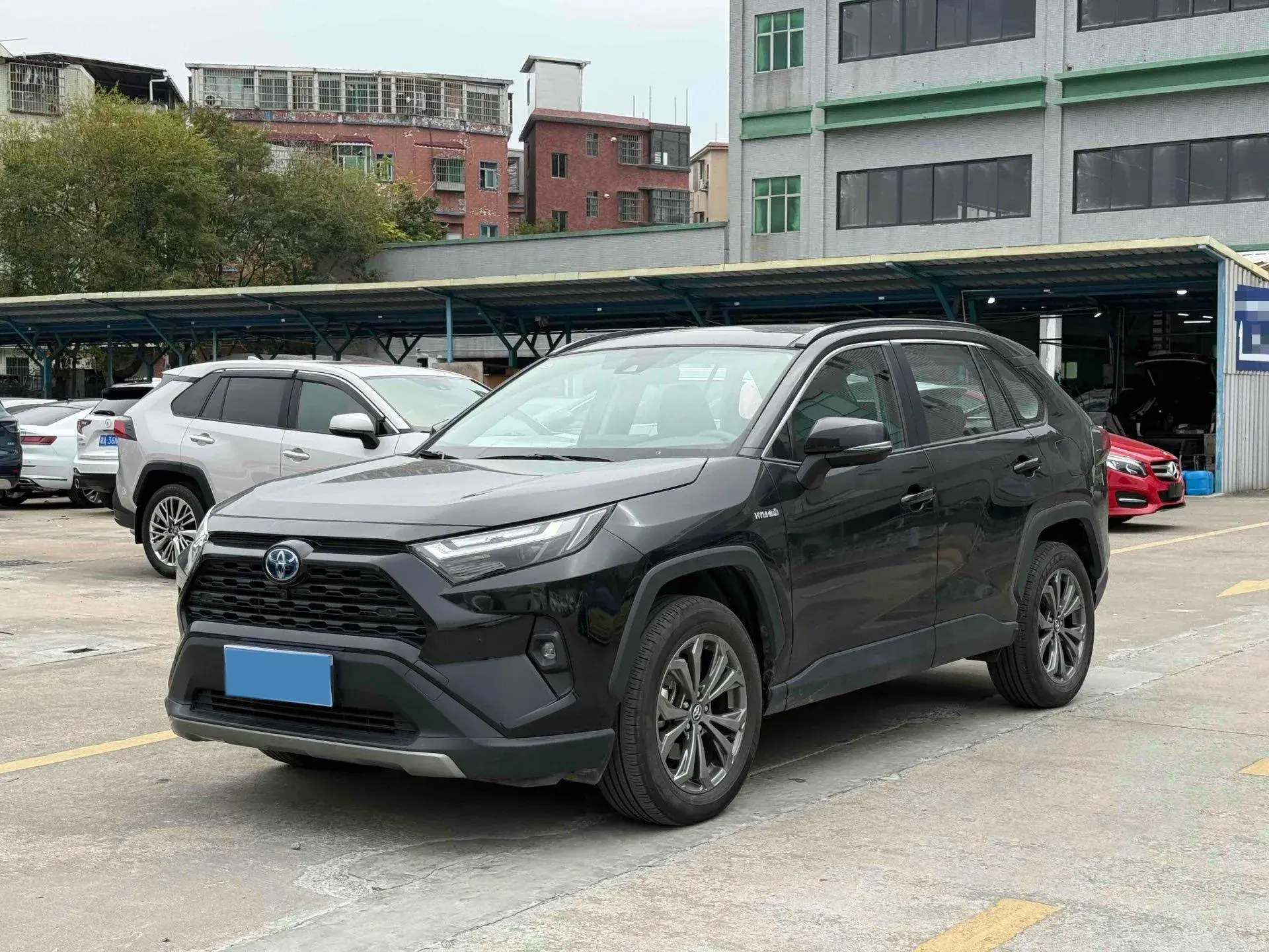 2024 TOYOTA RAV4 view 1