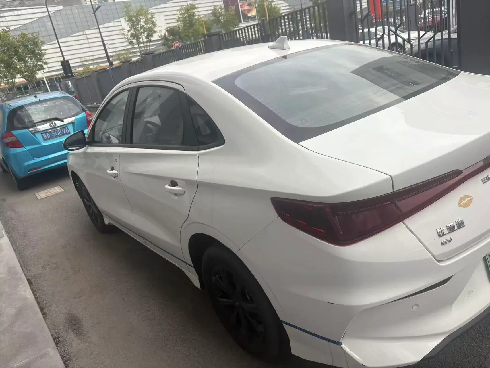 2021 BYD E3 thumbnail 4