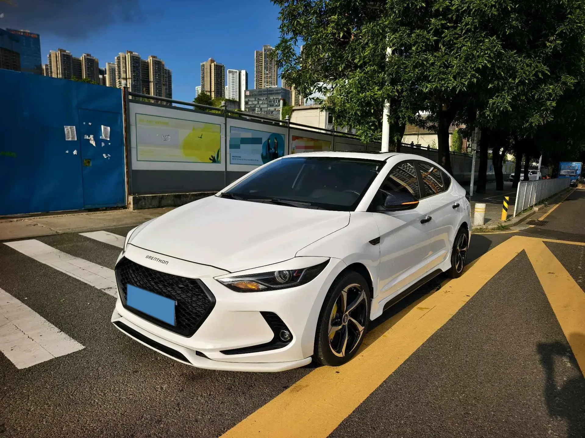 2019 HYUNDAI ELANTRA view 1