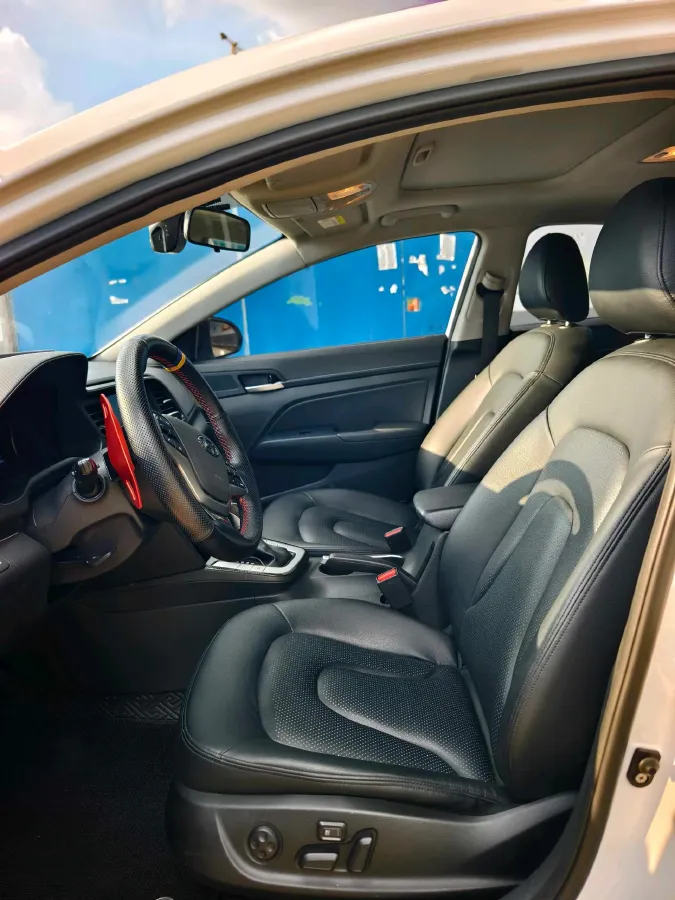 2019 Hyundai Elantra 1.5L 115HP L4 CVT,autocango,china used car exporter,china ev exporter,chinese used car exporter,chinese used ev exporter