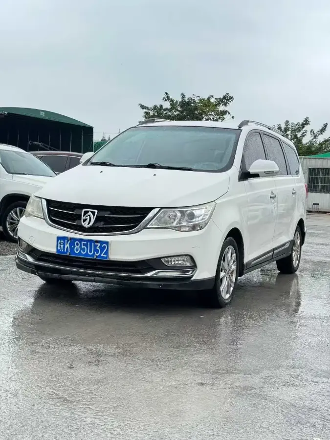 2016 BaoJun 730 1.5T 150HP L4 6MT