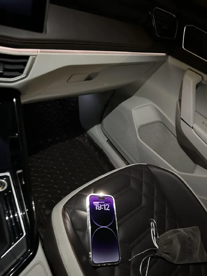 2023 Volkswagen Tayron 2.0T 186HP L4 7DCT,autocango,china used car exporter,china ev exporter,chinese used car exporter,chinese used ev exporter